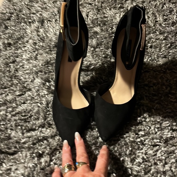 Black dressy high heels - Picture 4 of 4